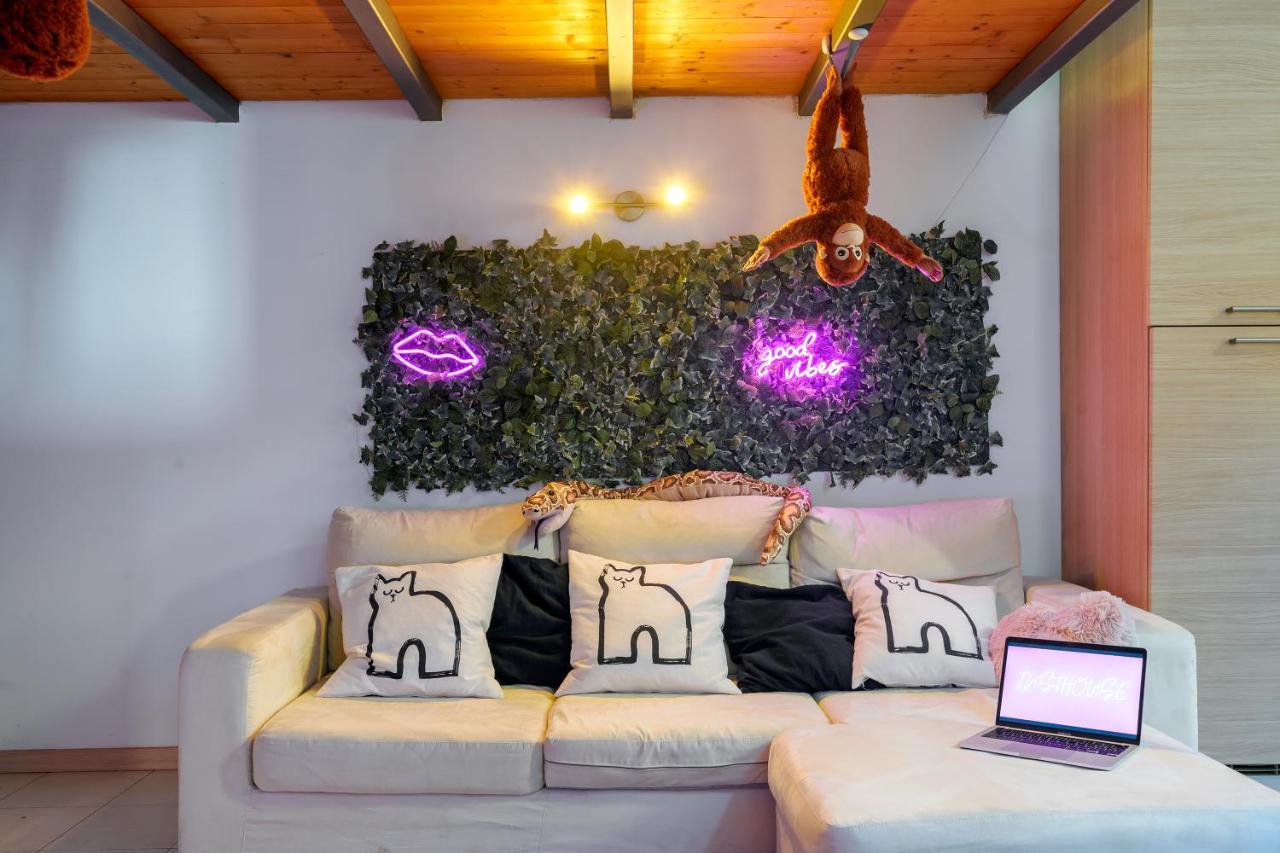 Insthouse - Let's Chill It! * Milán